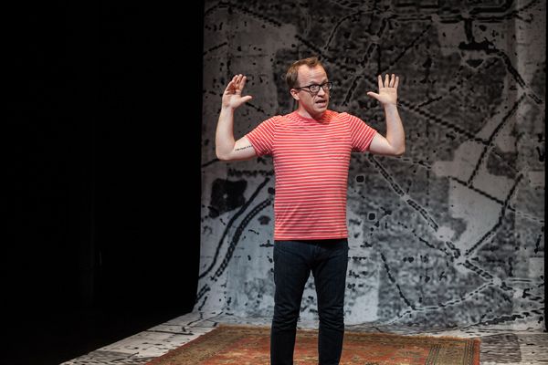 Chris Gethard Photo
