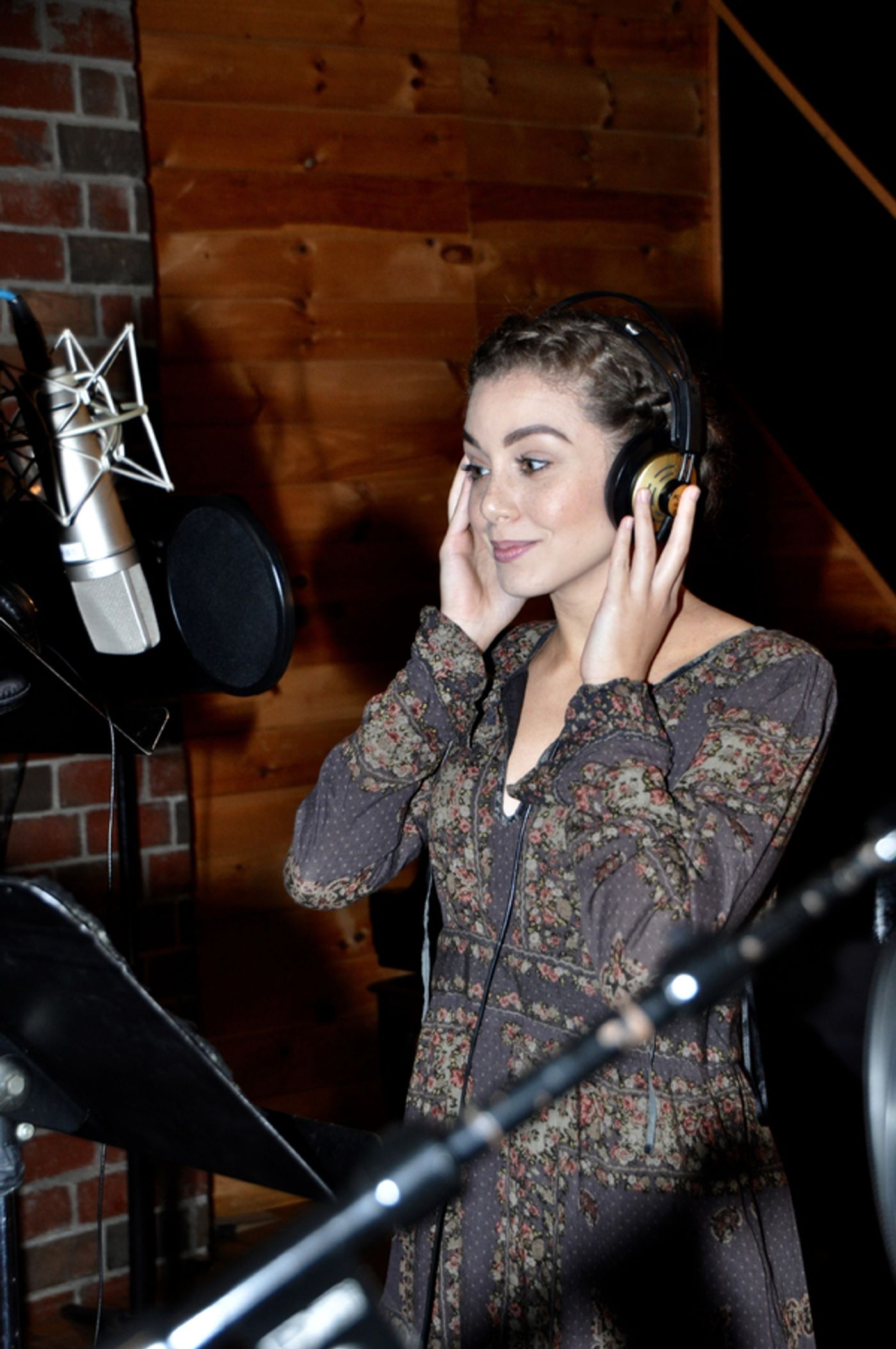 Exclusive Photo Coverage: CATS Cast Gets Ready for a Purrfect Holiday Season with Carols For A Cure  Image