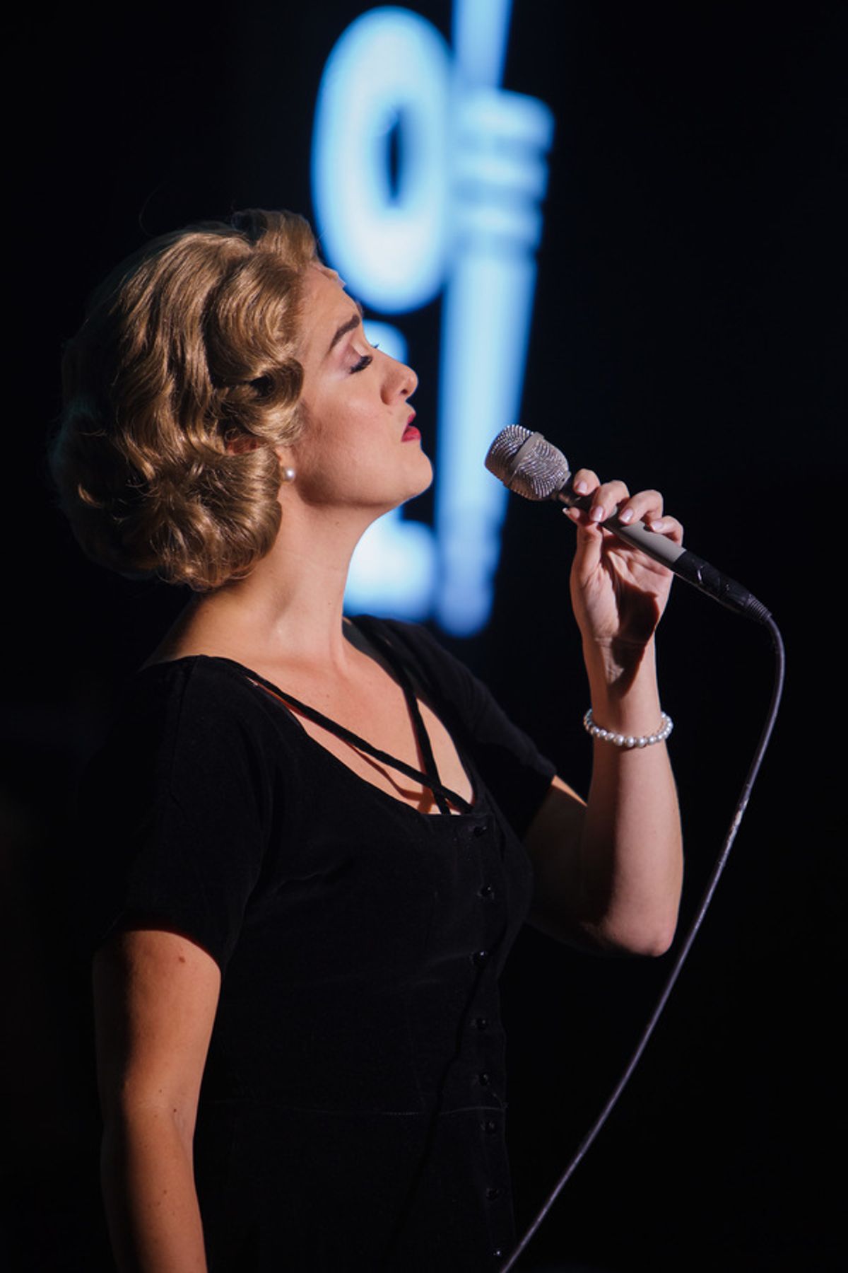 Jennifer Swiderski at 