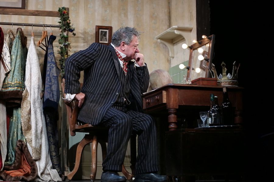 Photo Flash: First Look at Ken Stott and Reece Shearsmith in THE DRESSER  Image