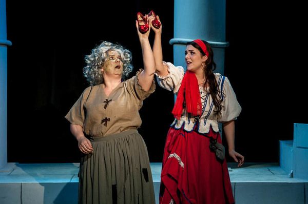 Victoria Waddington and Jennifer Tilley Photo