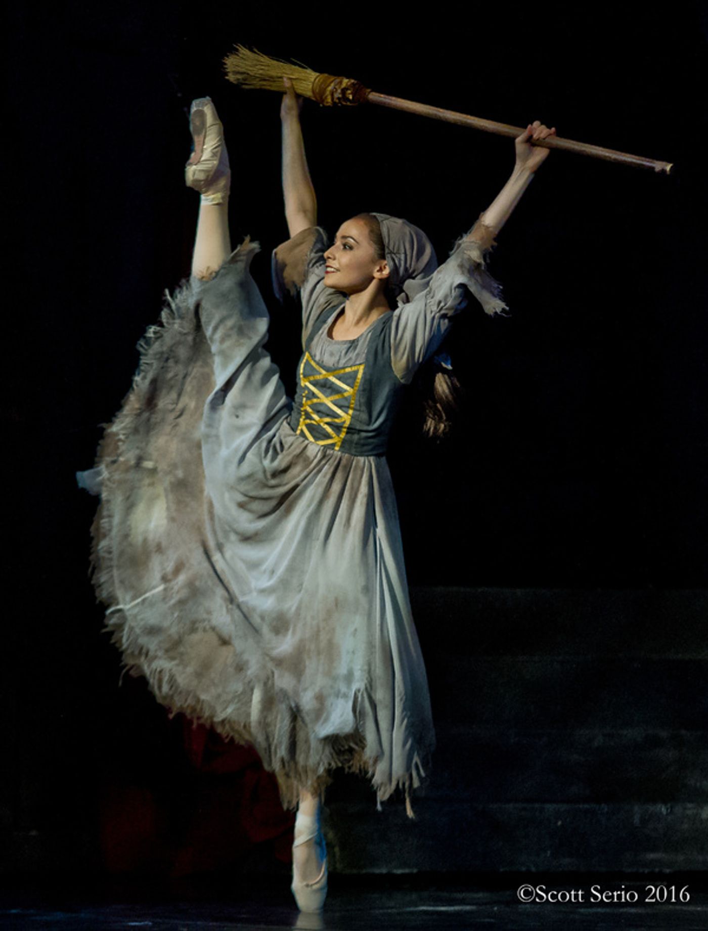 BWW Preview: CINDERELLA at Academy Of Music Image