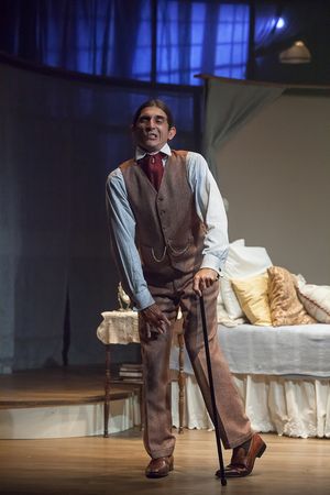 Giles Davies as Joseph Merrick Photo