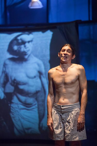 Giles Davies as Joseph Merrick Photo