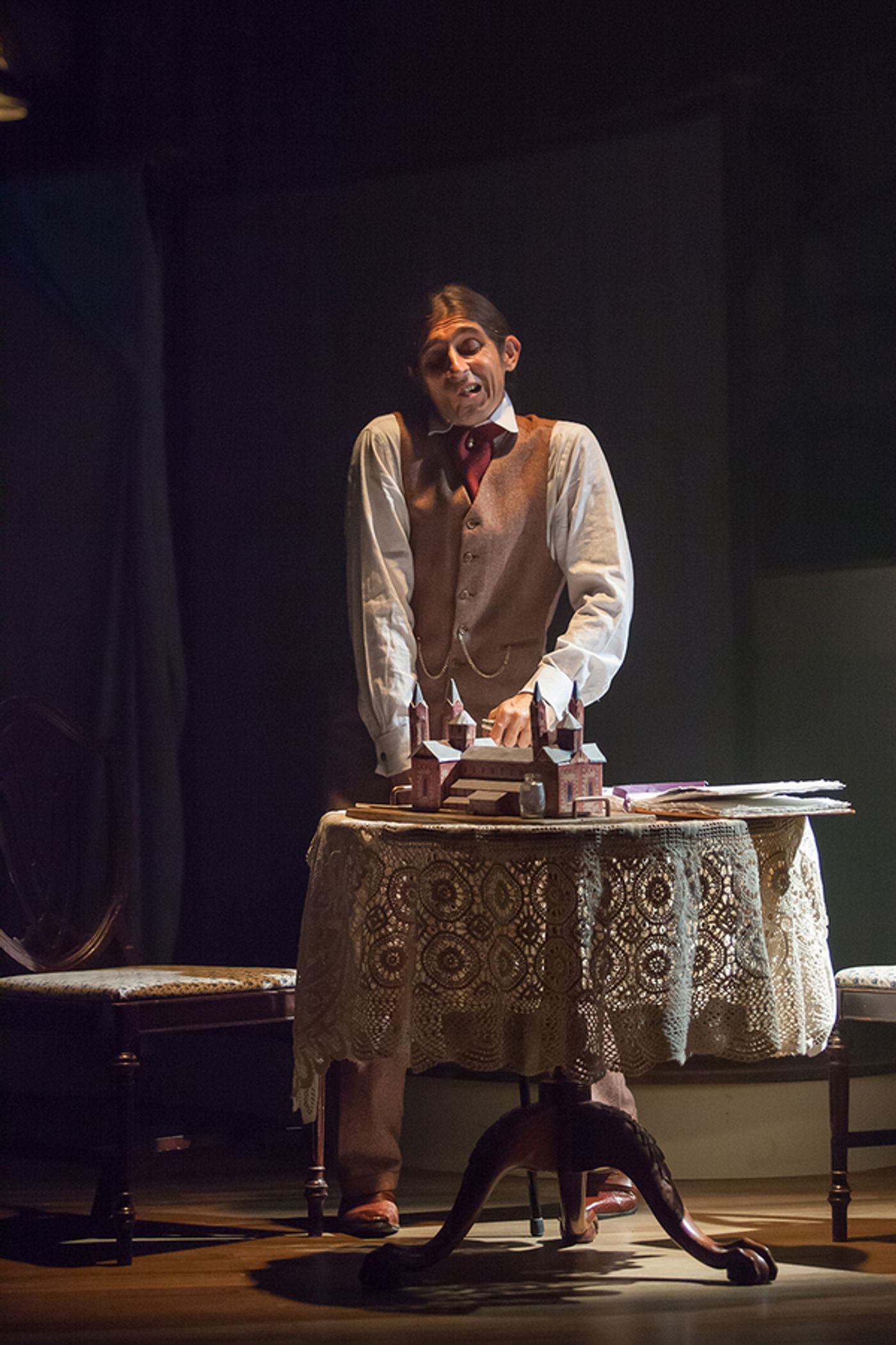 Photo Flash: First Look at Cincinnati Shakespeare's THE ELEPHANT MAN  Image