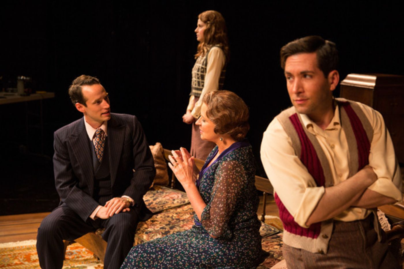 Photo Flash: First Look at Pioneer Theatre Company's THE GLASS MENAGERIE  Image