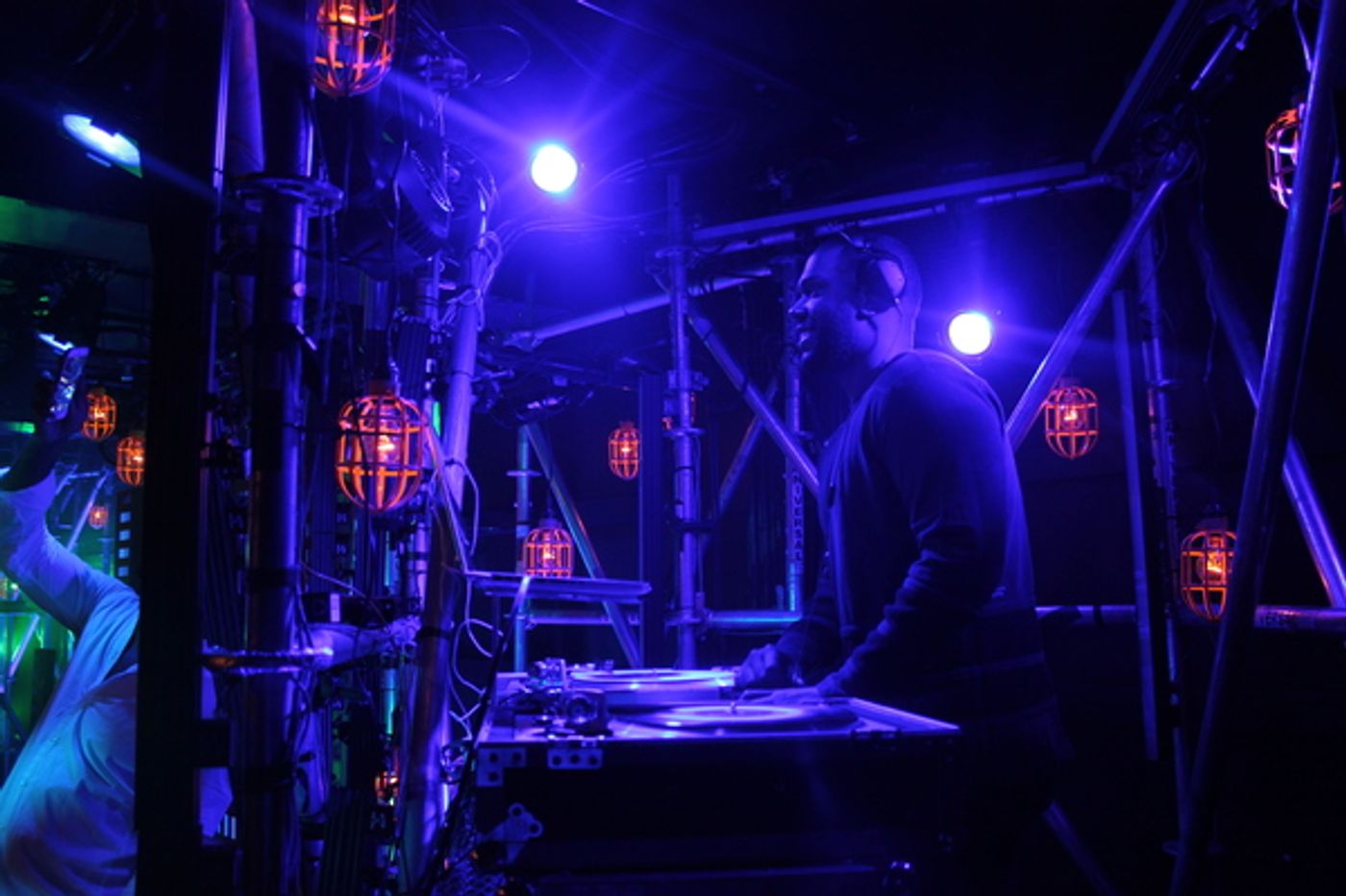 Photo Flash: In Rehearsal for John Leguizamo's OTHELLO: THE REMIX  Image