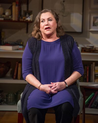 Kathleen Turner Photo