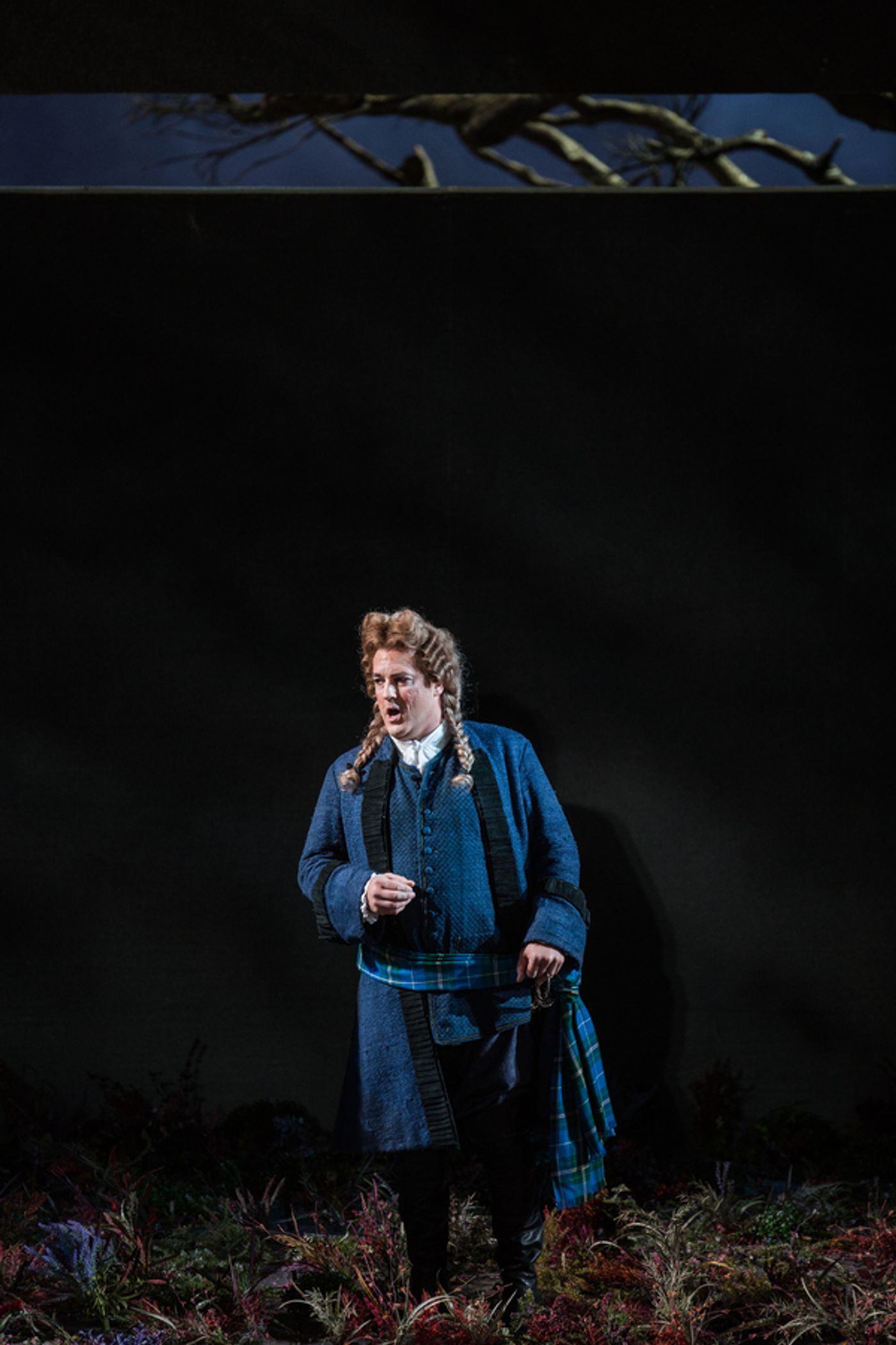 Photo Flash: First Look at LUCIA DI LAMMERMOOR, Opening This Weekend at the Lyric Photo Flash: First Look at LUCIA DI LAMMERMOOR, Opening This Weekend at the Lyric Image