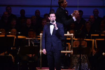 Colin Donnell Photo