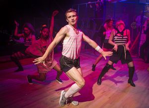 Rebekah Lowings, Pérola Condo, Glenn Facey, Laura Mansell, and Aimee Hodnett @ BroadwayWorld Rebekah Lowings, Pérola Condo, Glenn Facey, Laura Mansell, and Aimee Hodnett Photo