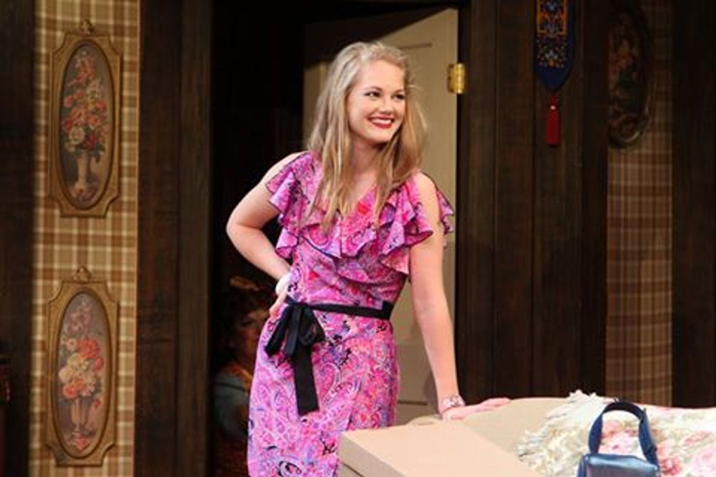 Review: Nashville Rep's All-Star Cast Shines in NOISES OFF  Image