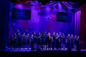 Bernadette Peters and childrens chorus @ BroadwayWorld Bernadette Peters and childrens chorus Photo
