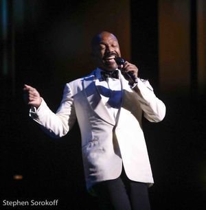 T. Oliver Reid @ BroadwayWorld T. Oliver Reid Photo