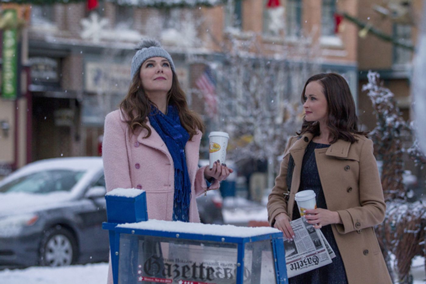 Photo Flash: Netflix Shares All-New Images from GILMORE GIRLS: A YEAR IN THE LIFE  Image