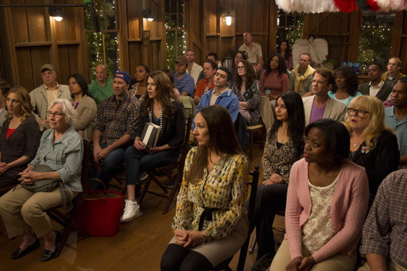 Photo Flash: Netflix Shares All-New Images from GILMORE GIRLS: A YEAR IN THE LIFE  Image