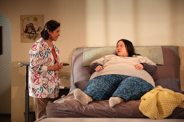 Photo Flash: First Look at Carmen Herlihy and More in Roundabout's KINGDOM COME — photo 1 of 7