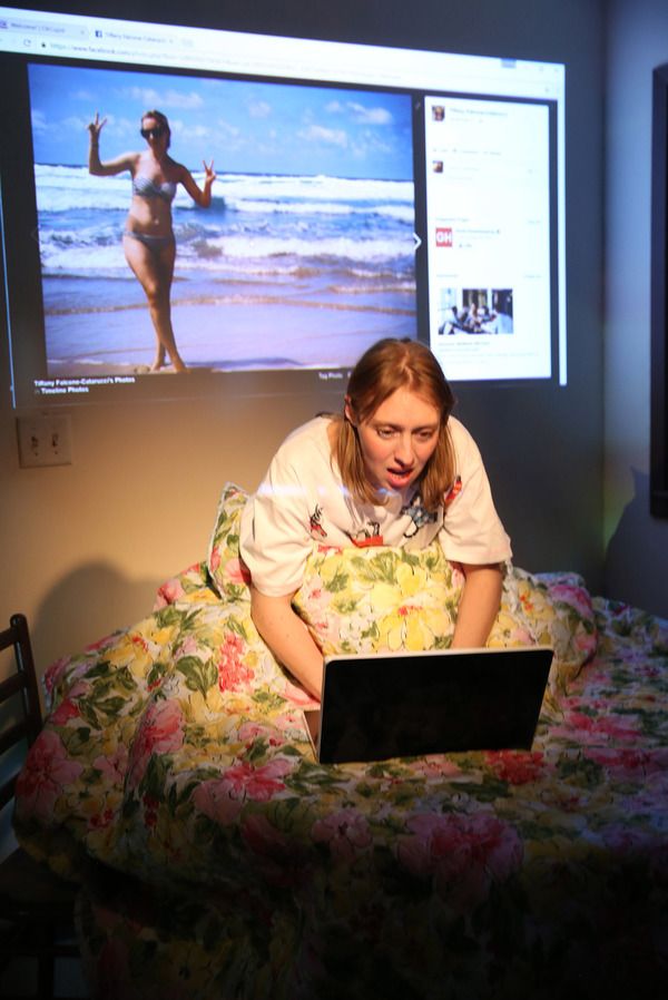 Photo Flash: First Look at Carmen Herlihy and More in Roundabout's KINGDOM COME — photo 4 of 7