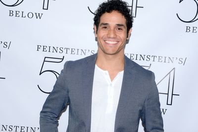 Adam Jacobs
 Photo
