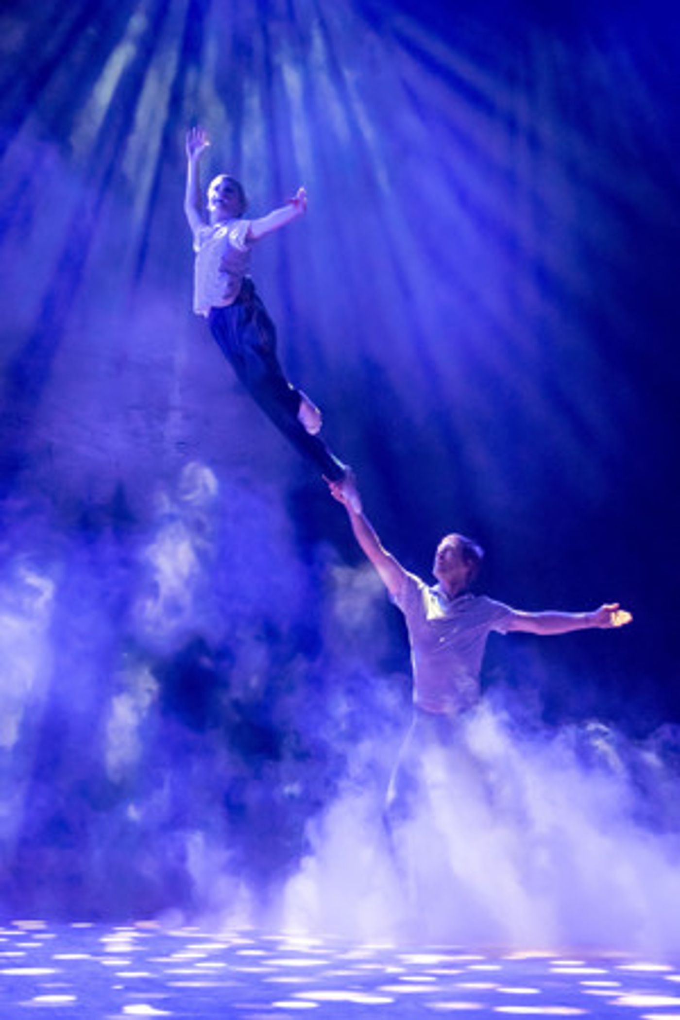 Regional Roundup: Top 10 Stories This Week Around the Broadway World - 10/21; HAMILTON in Chicago, BILLY ELLIOT in New Zealand and More!  Image