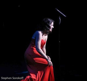 Jennifer Sheehan Photo