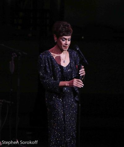 Iris Williams Photo