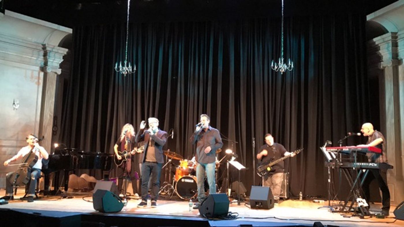 Photos and Video: RENT Co-Stars Adam Pascal & Anthony Rapp Perform to Sold-Out Crowd at the Engeman  Image