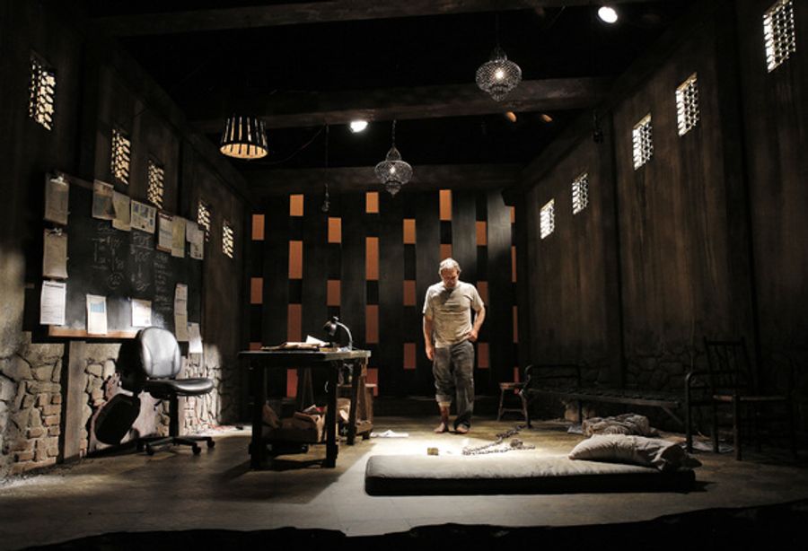 Photo Flash: First Look at THE INVISIBLE HAND at KC Rep  Image