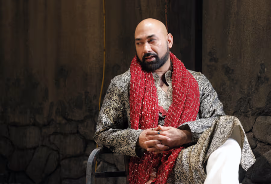 Photo Flash: First Look at THE INVISIBLE HAND at KC Rep  Image