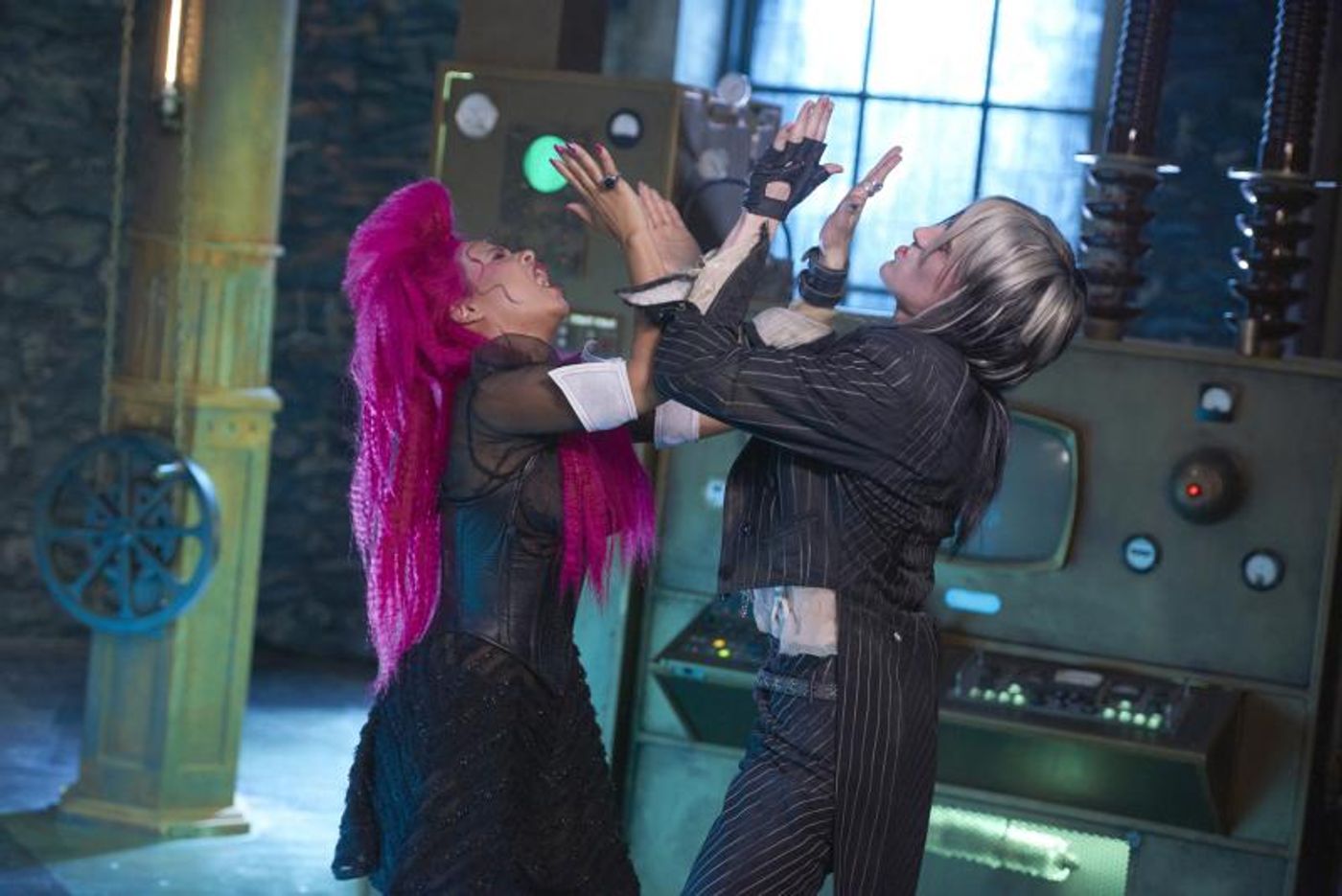 Review: FOX's THE ROCKY HORROR PICTURE SHOW is an Underwhelming, Sanitized Disappointment  Image