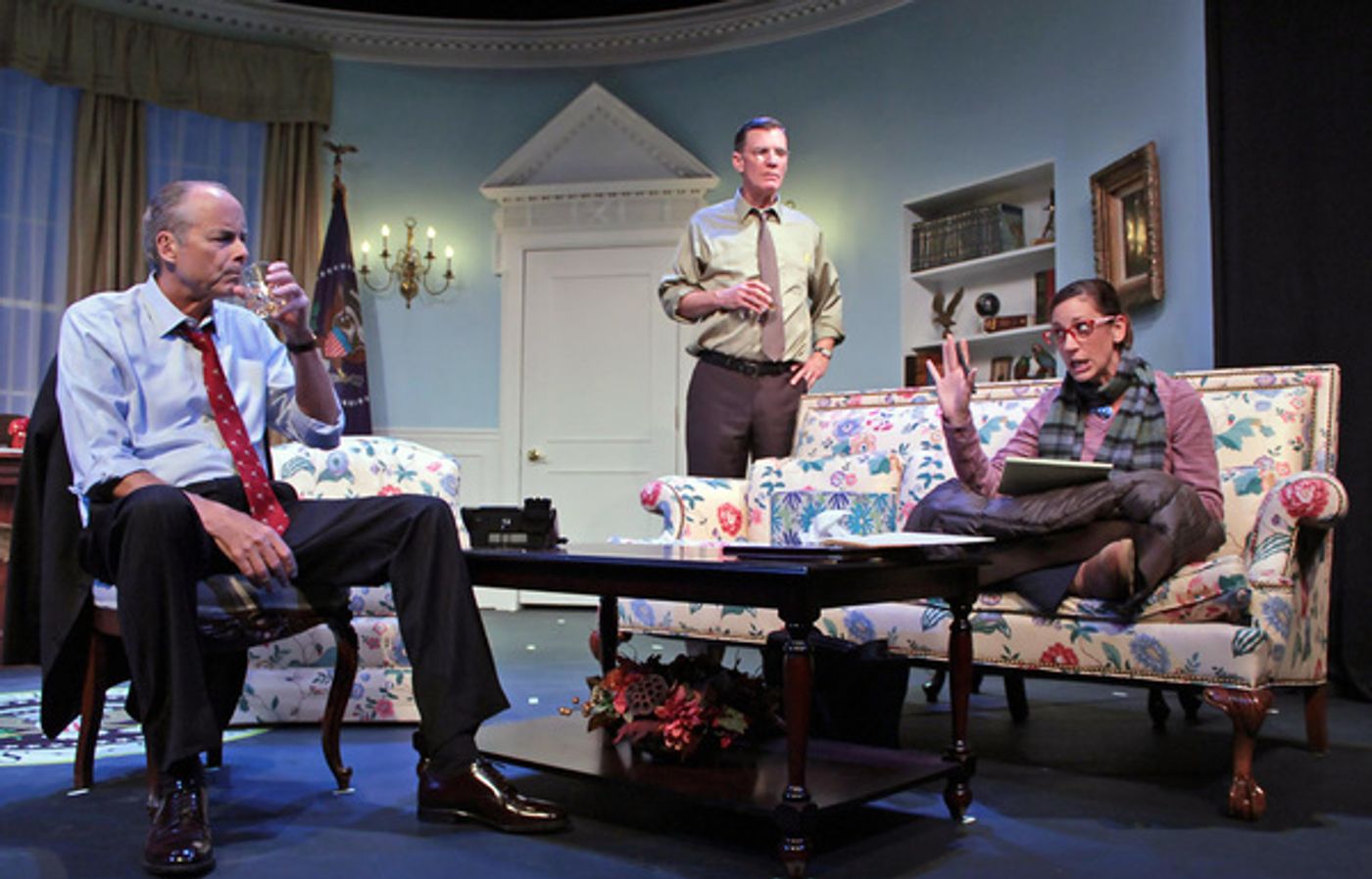 Photo Flash: Hampton Theatre's NOVEMBER  Image