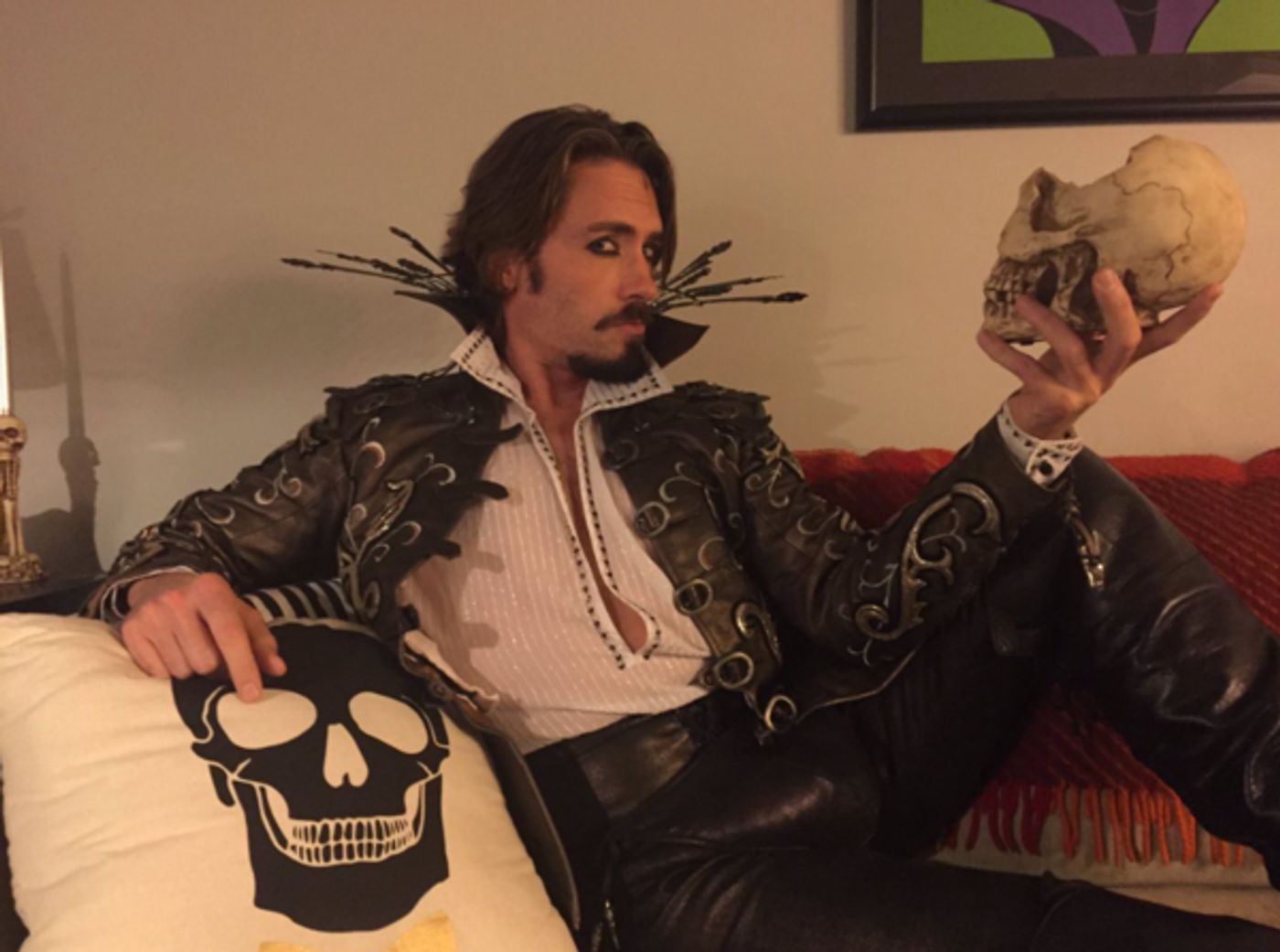 Photo Flash: It's Just Peachy at HOLIDAY INN, Existential at SOMETHING ROTTEN, and More Saturday Intermission Pics!  Image