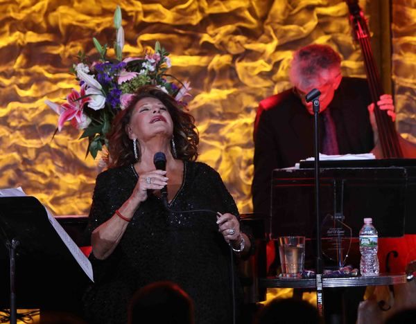 Lainie Kazan Photo