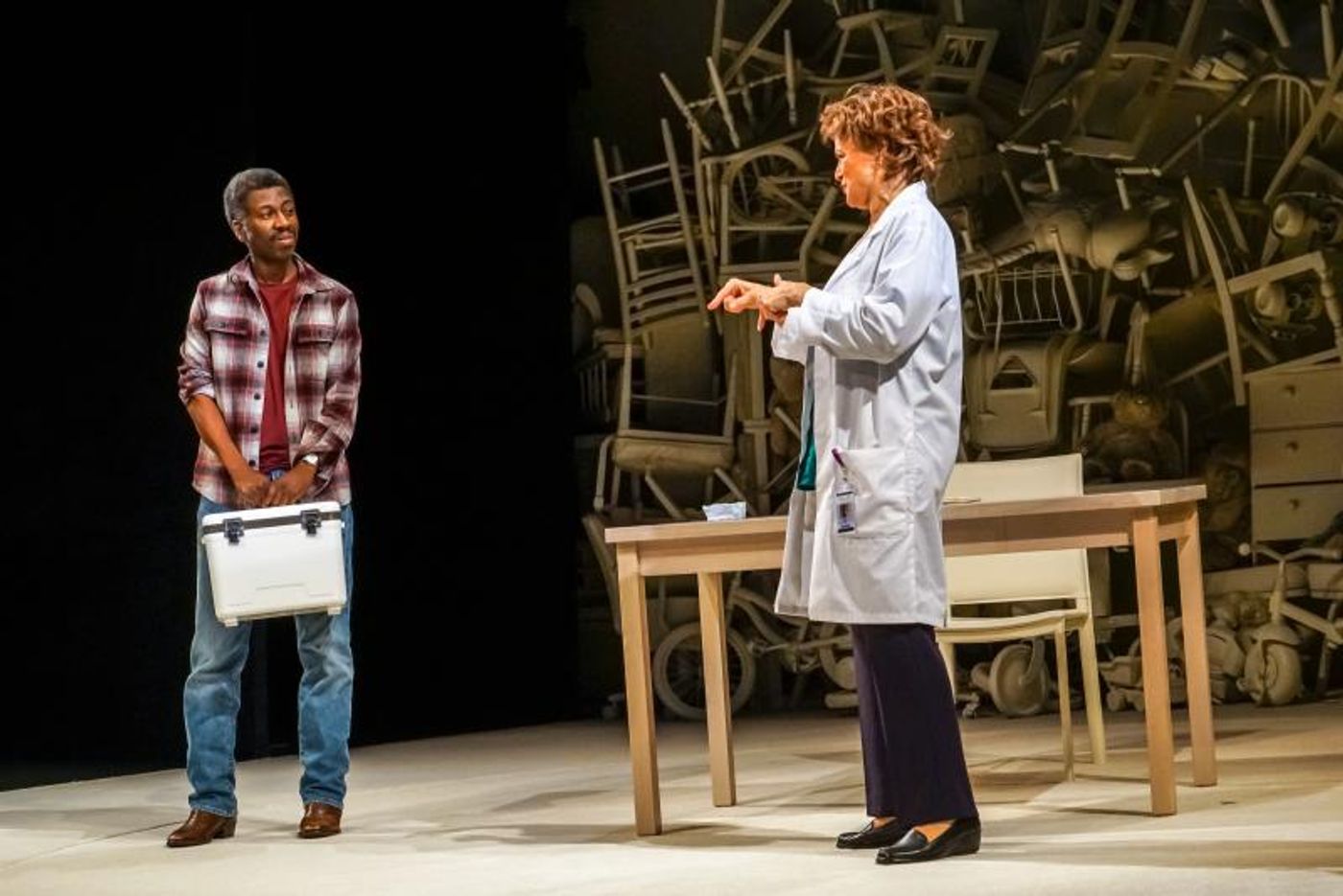 Review: Powerful and Evocative World Premiere ROZ AND RAY at Seattle Rep  Image