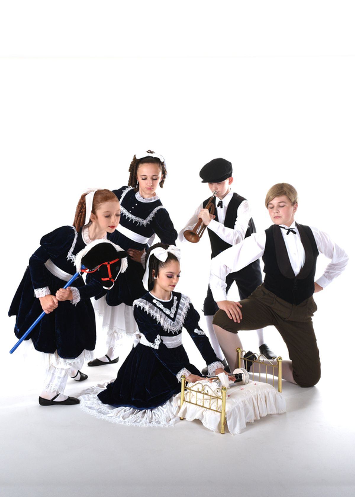 Jocelyn Geisel, Gus Lindstrom, Leah Steiner, Leigha Thompson & Delaney Roark at 