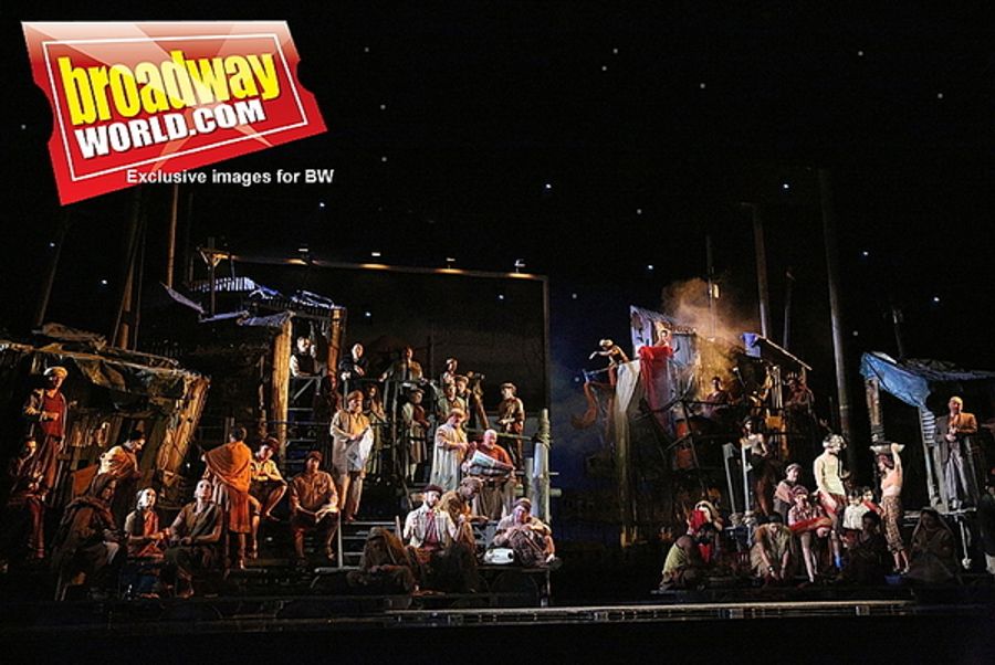 Photo Flash: THE PEARL FISHERS at ENO Image