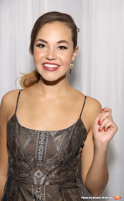 Solea Pfeiffer  Photo