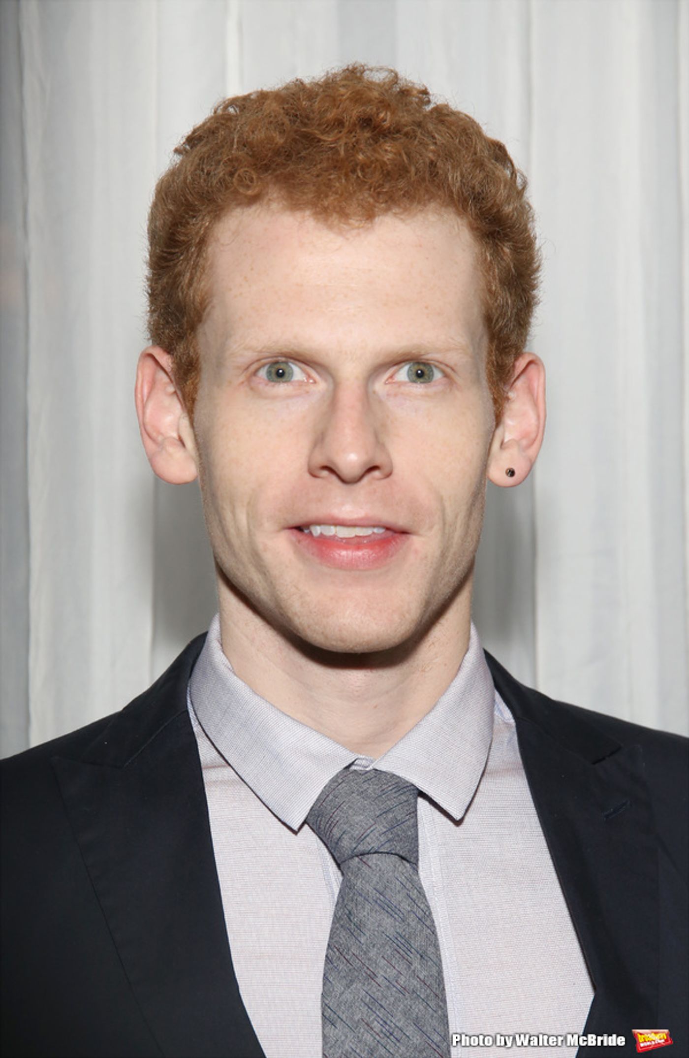 Photo Coverage: Jake Gyllenhaal, Zachary Levi & More Pose at New York City Center Gala  Image