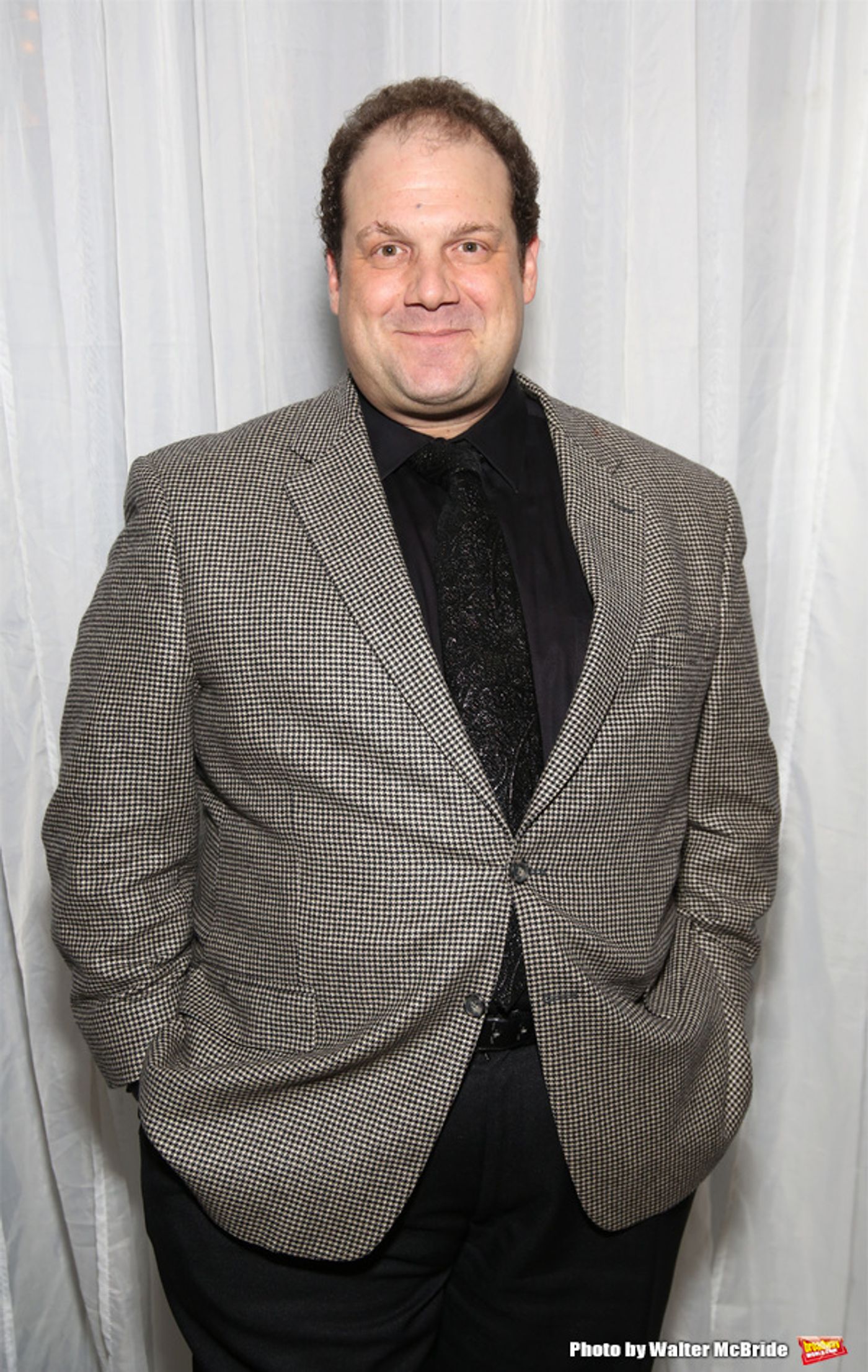 Photo Coverage: Jake Gyllenhaal, Zachary Levi & More Pose at New York City Center Gala  Image