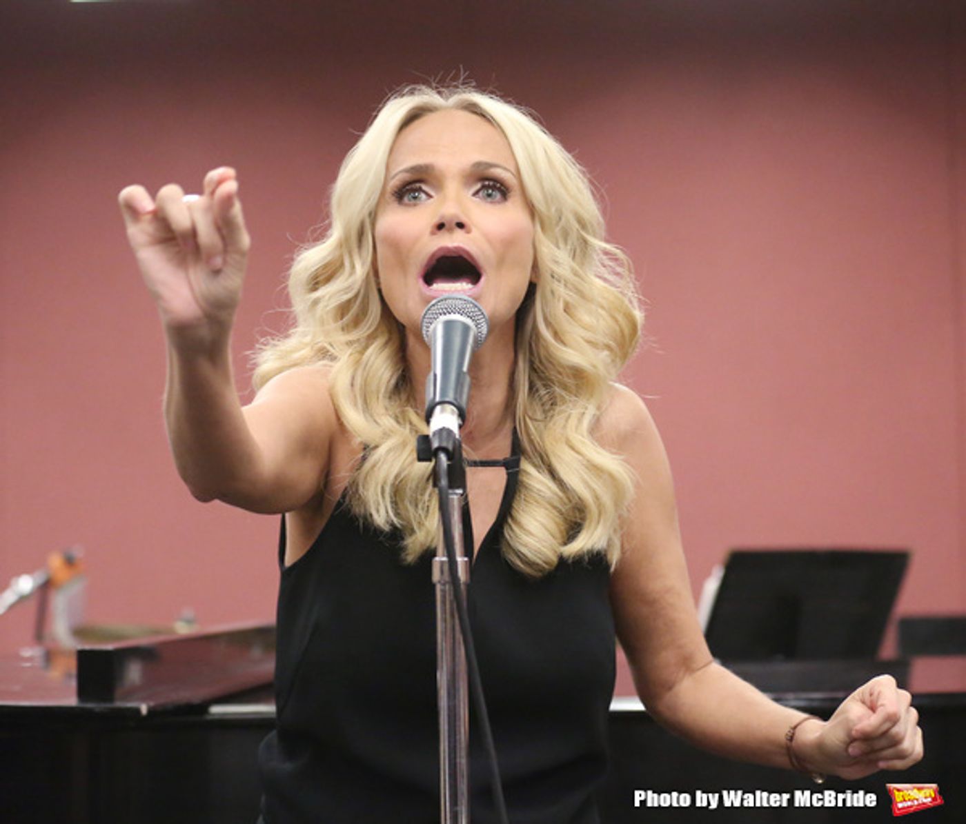 Photo Coverage: In Rehearsal with Kristin Chenoweth for Her Broadway Return!  Image