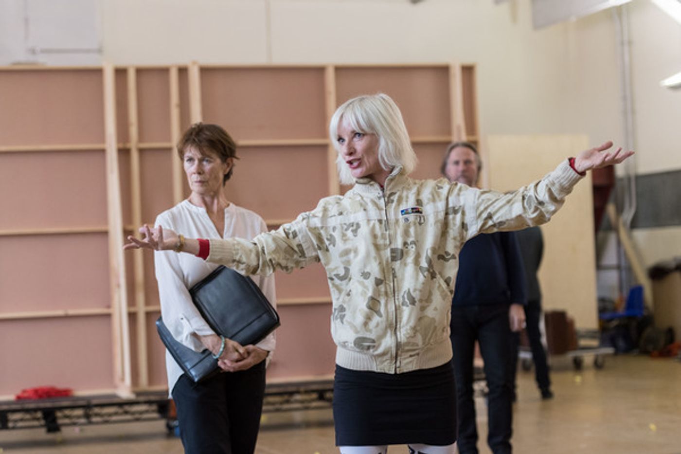 Photo Flash: In Rehearsal with Glenda Jackson and More for KING LEAR at the Old Vic  Image