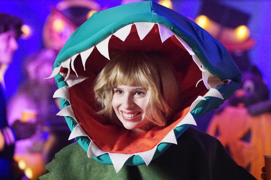 Photo Flash: First Look - ABC's 'The Goldbergs' Pays Tribute to LITTLE SHOP OF HORRORS Image