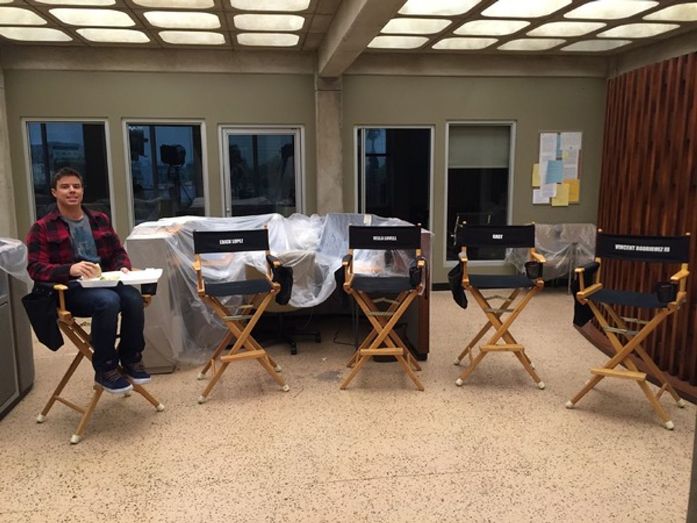 BWW Exclusive: Just Another Day with CRAZY EX-GIRLFRIEND's David Hull!  Image