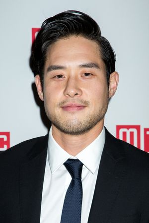 Raymond Lee Photo