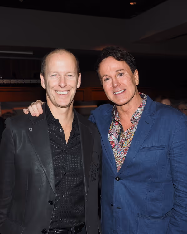  Art Manke and Davis Gaines Photo
