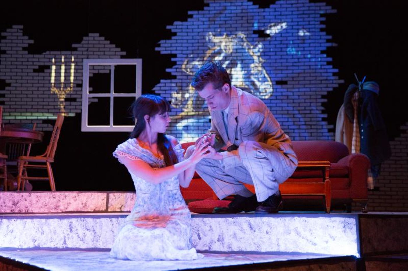 Review: Beth Marshall Presents' THE GLASS MENAGERIE is Restless Blend of Anger and Ambition  Image