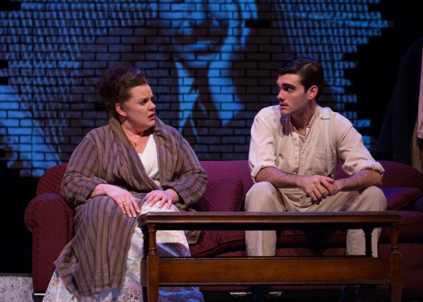 Review: Beth Marshall Presents' THE GLASS MENAGERIE is Restless Blend of Anger and Ambition  Image