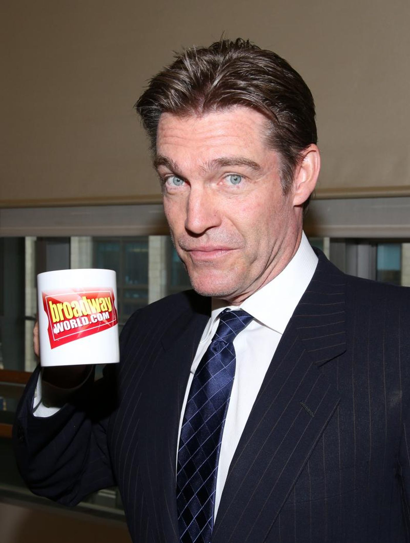 Broadway AM Report, 10/28/2016 - LAST FIVE YEARS in London, 'LIAISONS' on Broadway and More!  Image