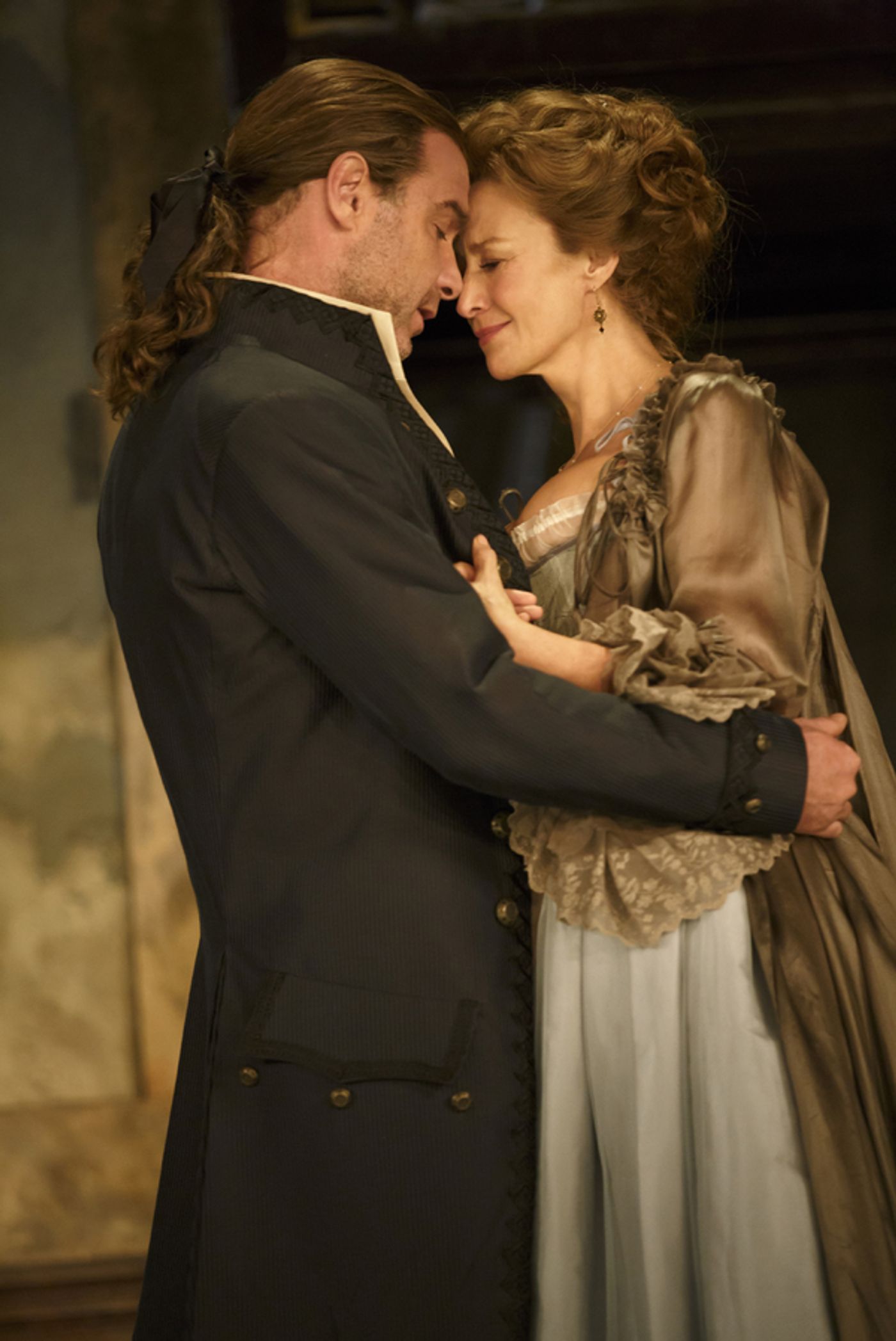 Photo Flash: Scintillating First Look at Liev Schreiber and Janet McTeer in LES LIAISONS DANGEREUSES on Broadway  Image