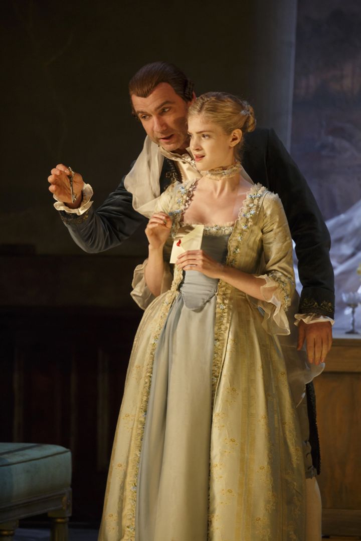 Les Liaisons Dangereuses Production Photo